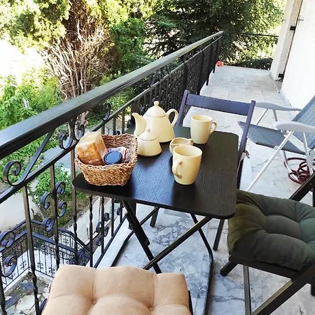 Gæstehus Vitina's Little House Vitina