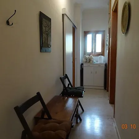 Vitina's Little House Konukevi Vytina