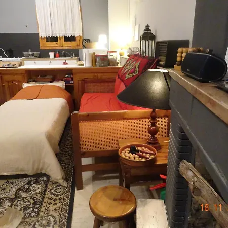 Vitina's Little House