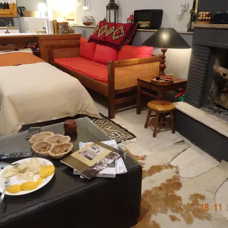 Vitina's Little House Casa de hóspedes 3*