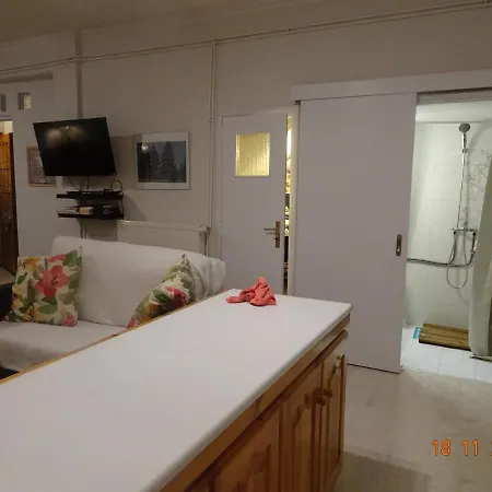 Vitina's Little House Gæstehus