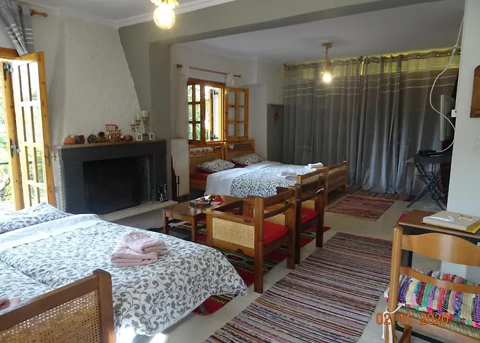 Vitina's Little House Casa de hóspedes Vytina