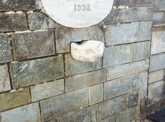 Vitina's Little House Vytina