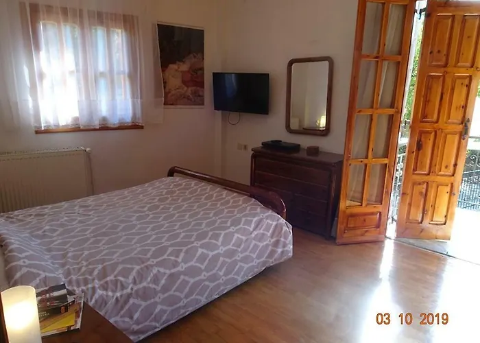 Vitina's Little House Casa de hóspedes Vytina